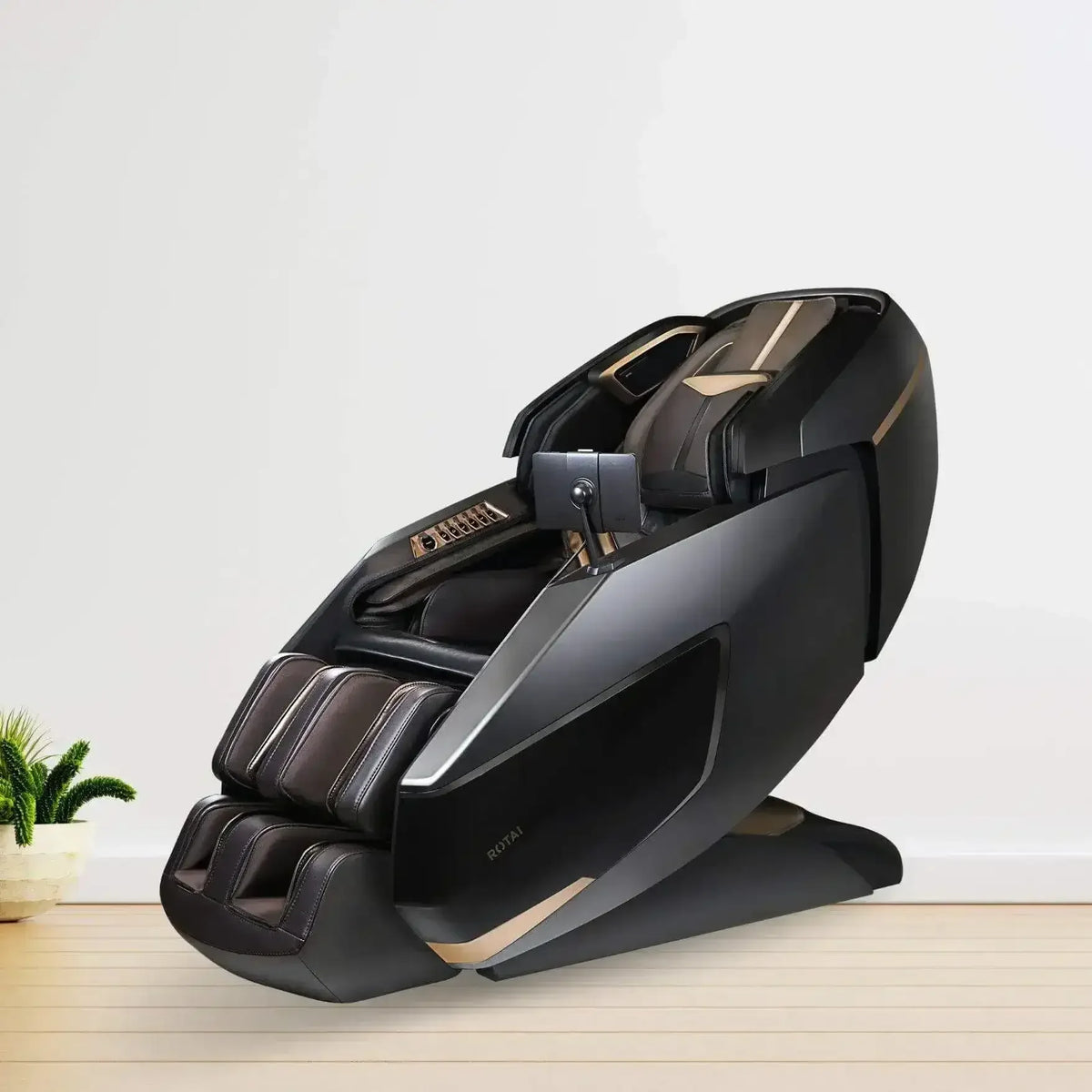 Lambo Luxury Massage Chair (Pre-Owned) - Rotai Health - Best Massage Chair in Dubai UAE - Shop massage chairs in UAE, Saudi Arabia -Therapy Massage Chairs - Back, Neck, & Leg Pain Relief